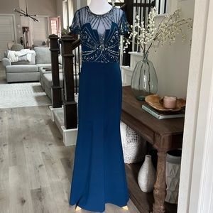 GORGEOUS Art Deco Adrianna Pappell Beaded Gown Size 6